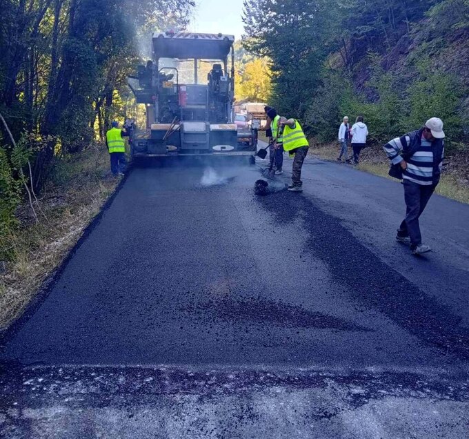Ξεκίνησαν οι ασφαλτοστρώσεις στο οδικό δίκτυο του Δήμου Ηρωικής Πόλεως Νάουσας